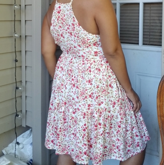 TWIRLING IN FLORALS OFFWHITE CREAM FLORAL DRESS - Picture 4 of 16